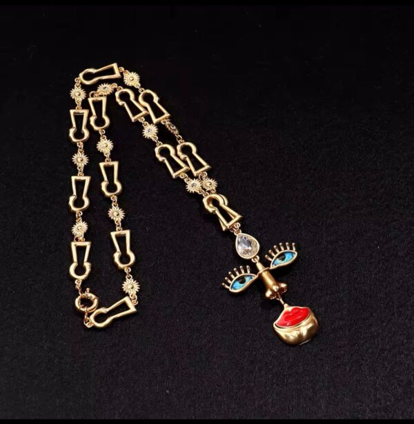 Luo Men/women Vintage Exaggerate 3D Face Necklace Red Lips Nose Eye Pendant