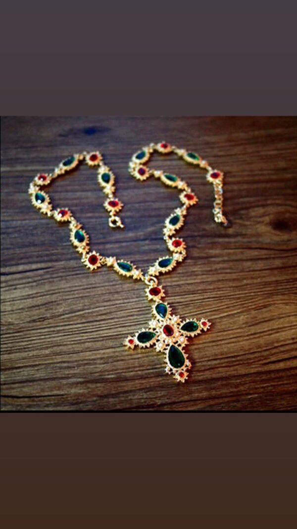 CROSS AURA NECKLACE